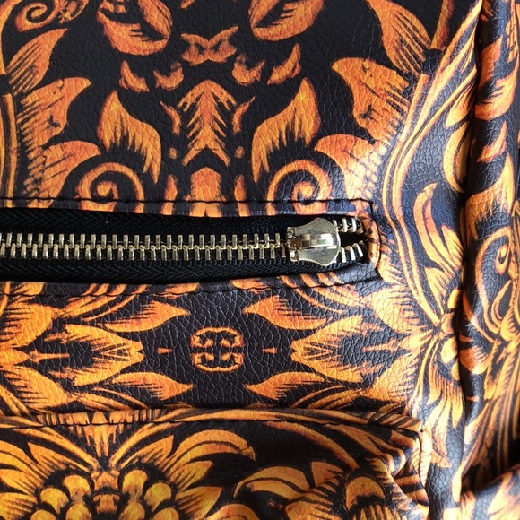 Floral Rust and Brown Backpack Vegan Leather Look Boho by Ella and Elly NWT! - Picture 10 of 10